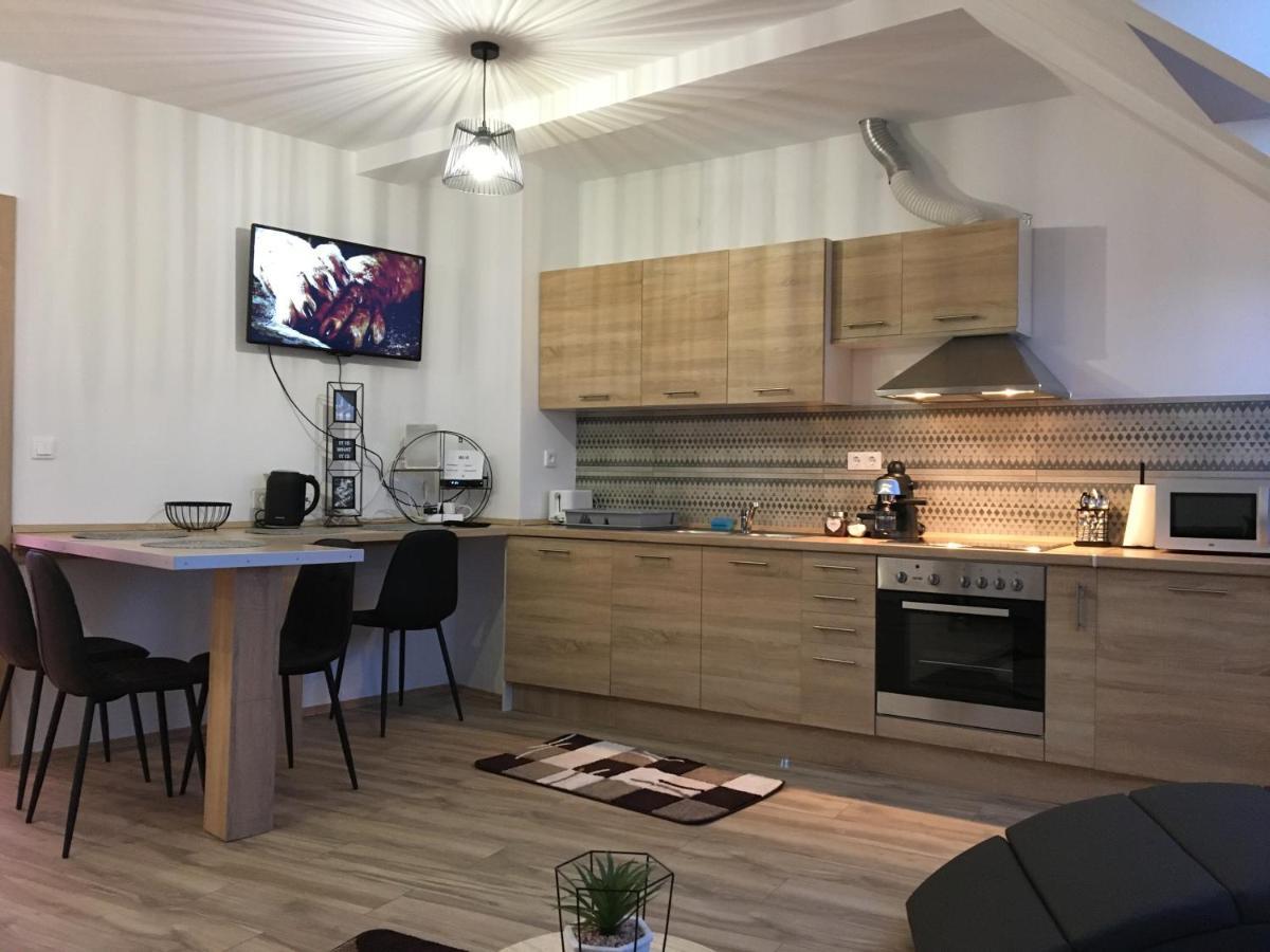 Apartament Queen Apartman Debreczyn Zewnętrze zdjęcie