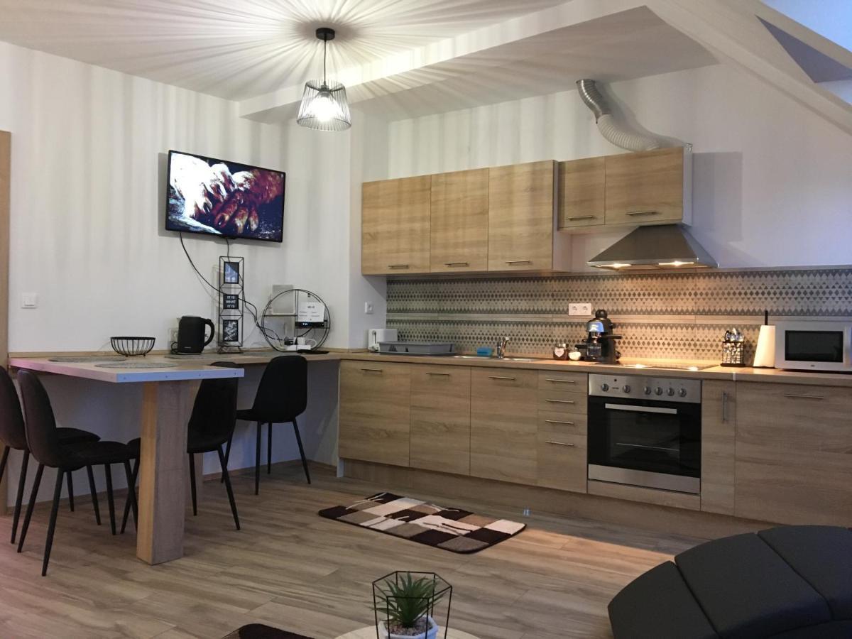 Queen Apartman Debreczyn Zewnętrze zdjęcie
